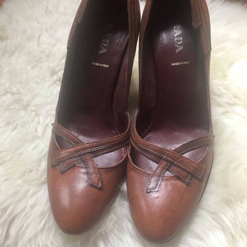Prada Heels - like new